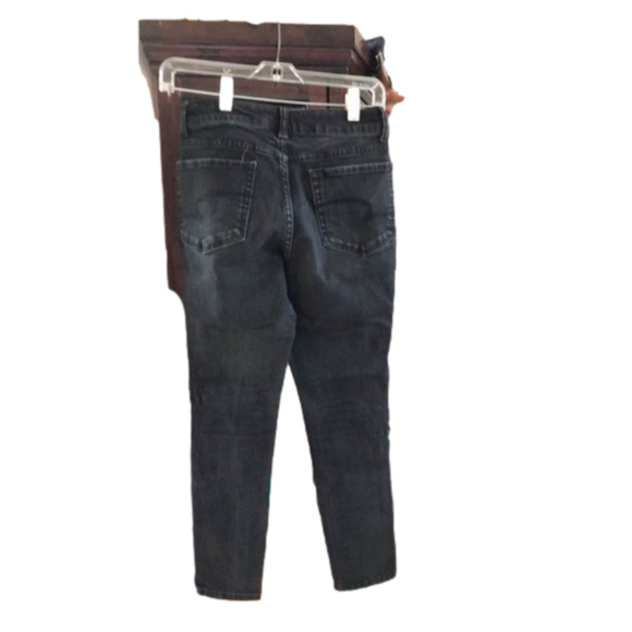 Women’s size 8P jeans - Picture 3 of 3